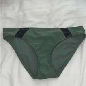 NWT Size L Target Bikini Bottoms
